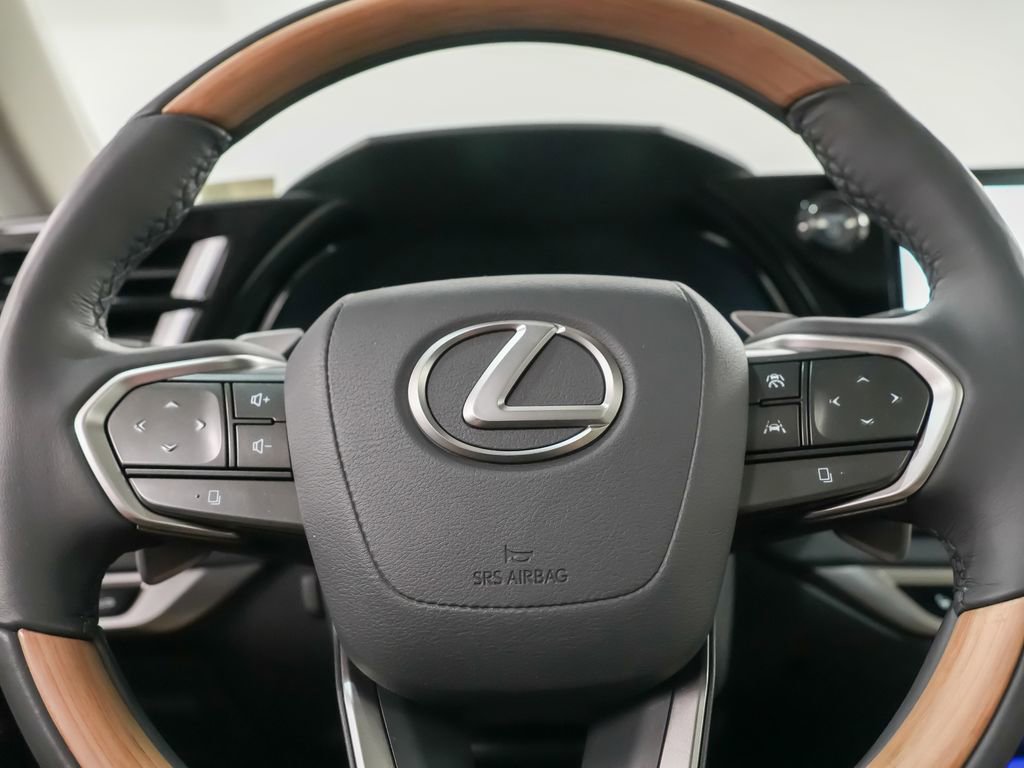 Used 2025 Lexus RX 350 w/ Convenience Package AWD/4WD image 18