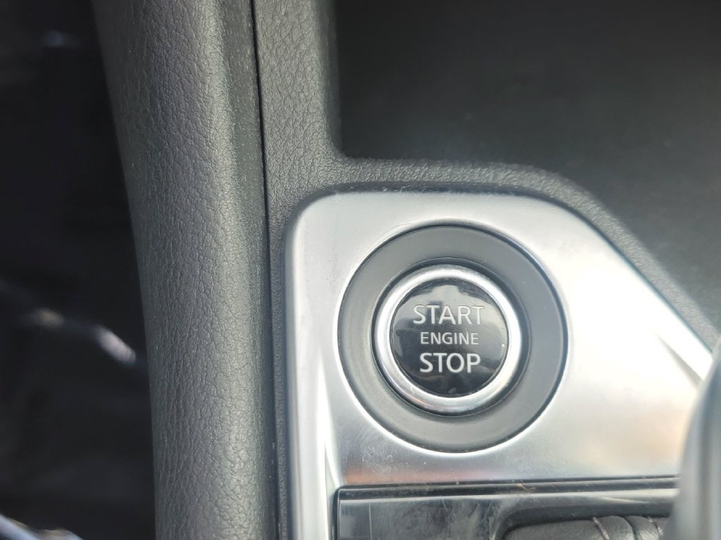 Used 2024 Nissan Sentra SV FWD image 28