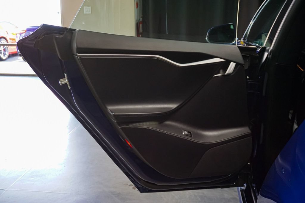 Used 2018 Tesla Model S AWD image 56