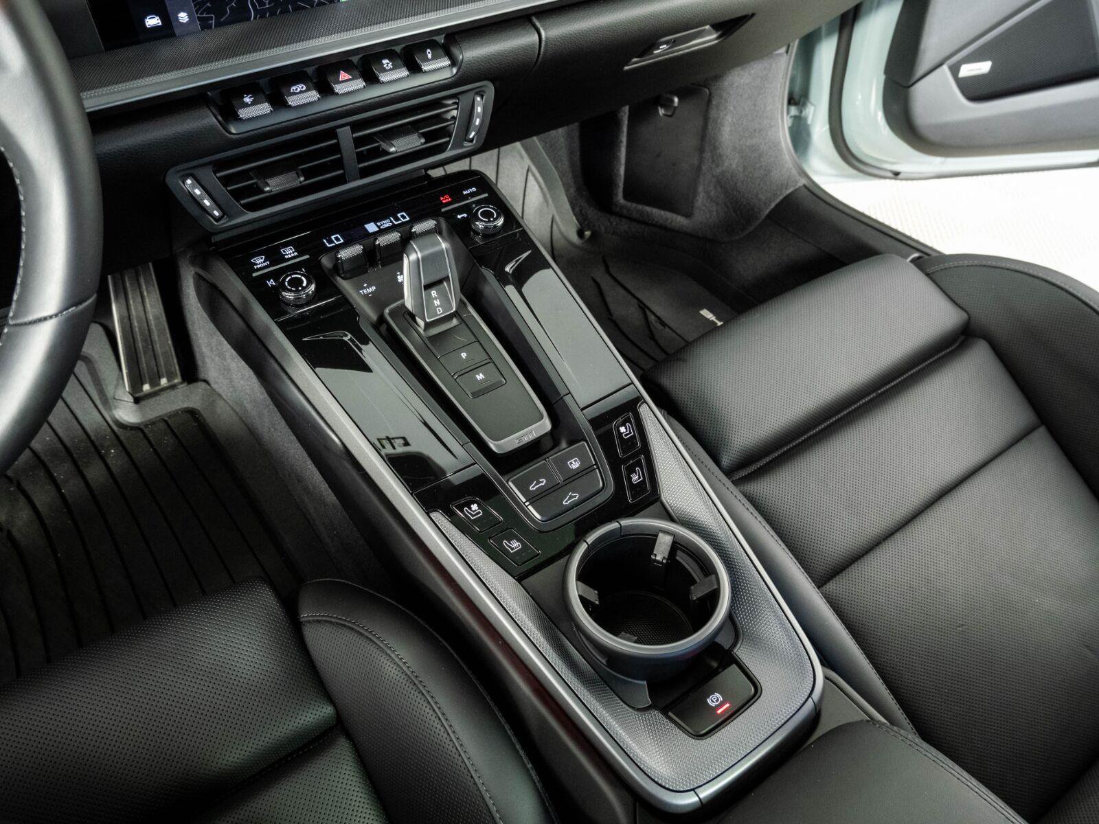 Certified 2025 Porsche 911 Carrera S RWD image 18