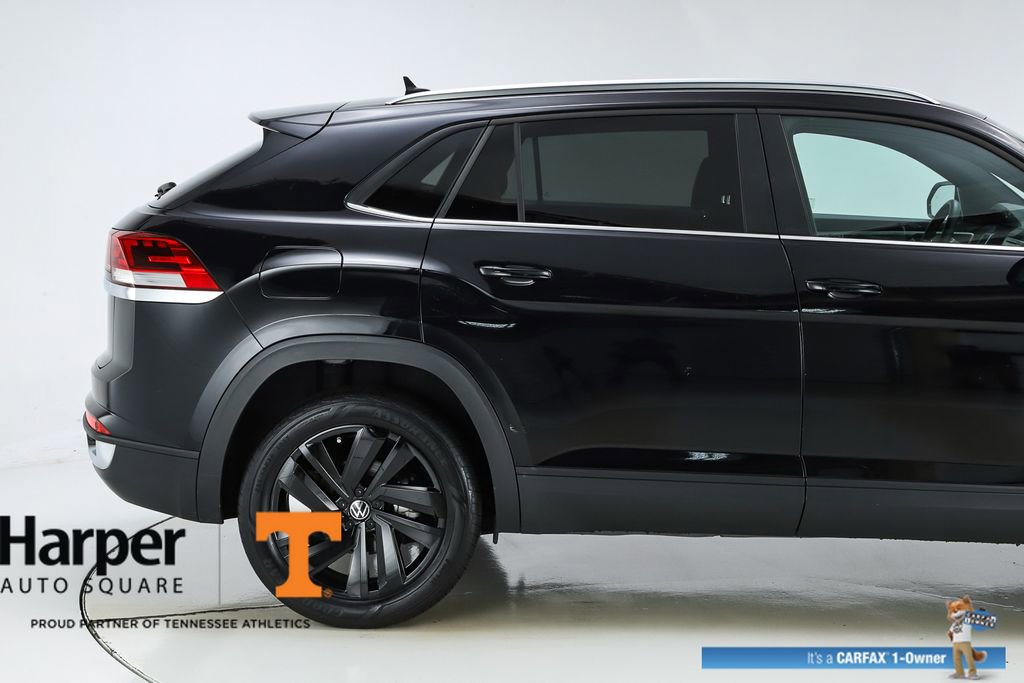 Used 2023 Volkswagen Atlas Cross Sport SE FWD image 11