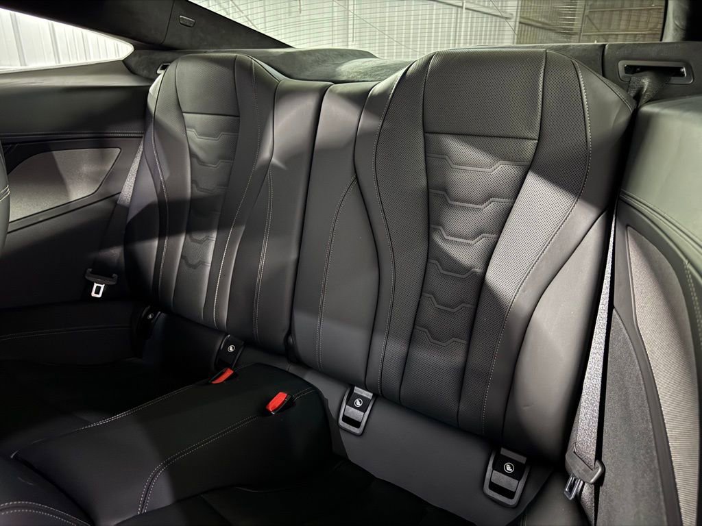 Used 2019 BMW M850i xDrive M850i xDrive w/ Comfort Seating Package image 40