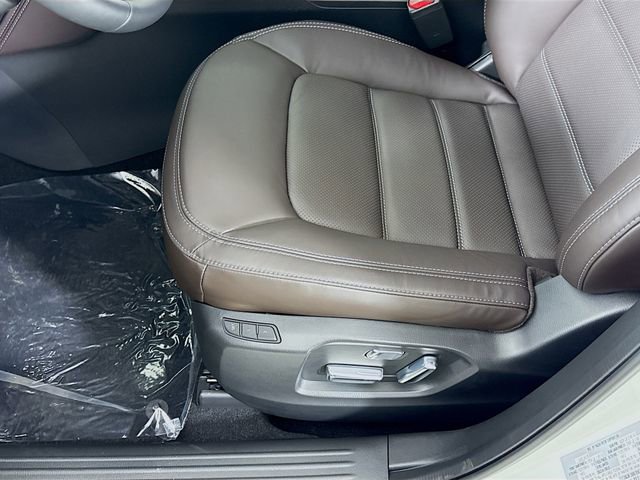 New 2025 MAZDA CX-5 Signature image 19