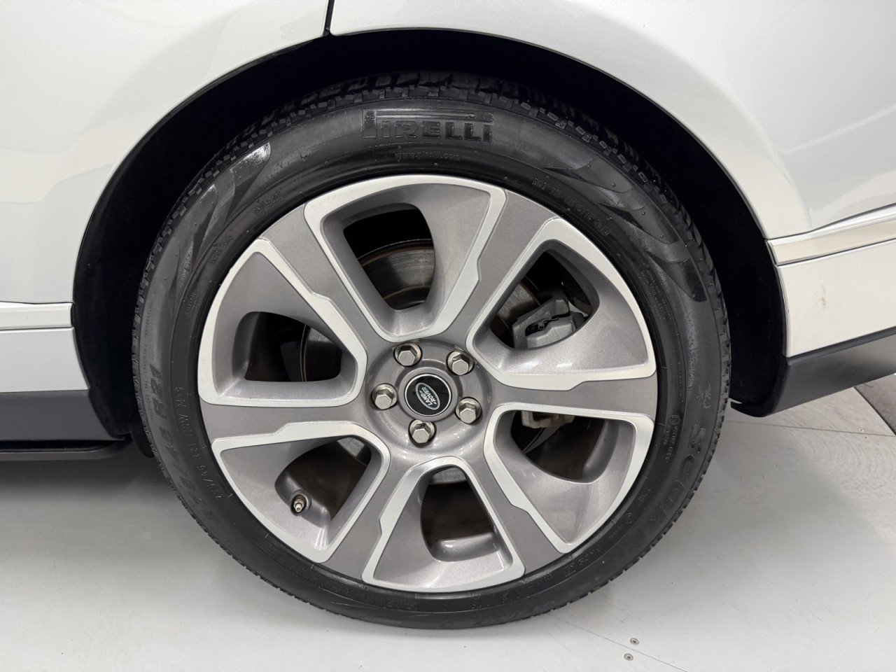 Used 2020 Land Rover Range Rover Autobiography image 66