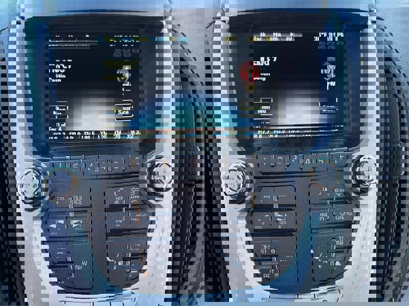 Used 2014 Chevrolet Equinox LTZ image 13