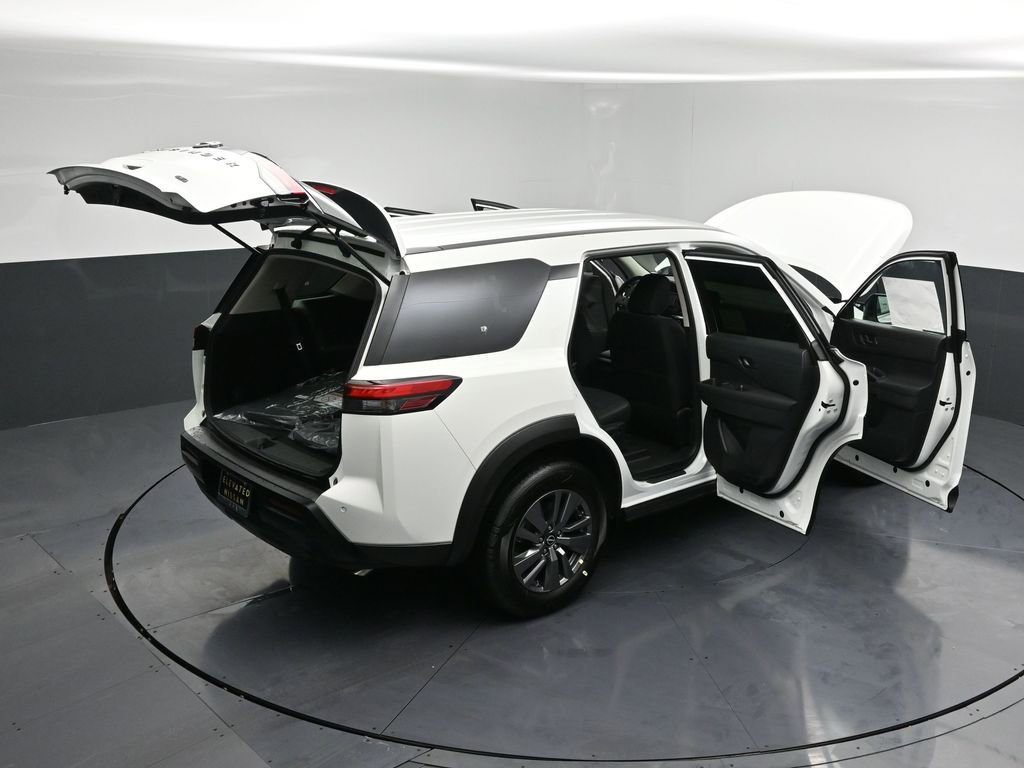 New 2026 Nissan Pathfinder S AWD/4WD image 32