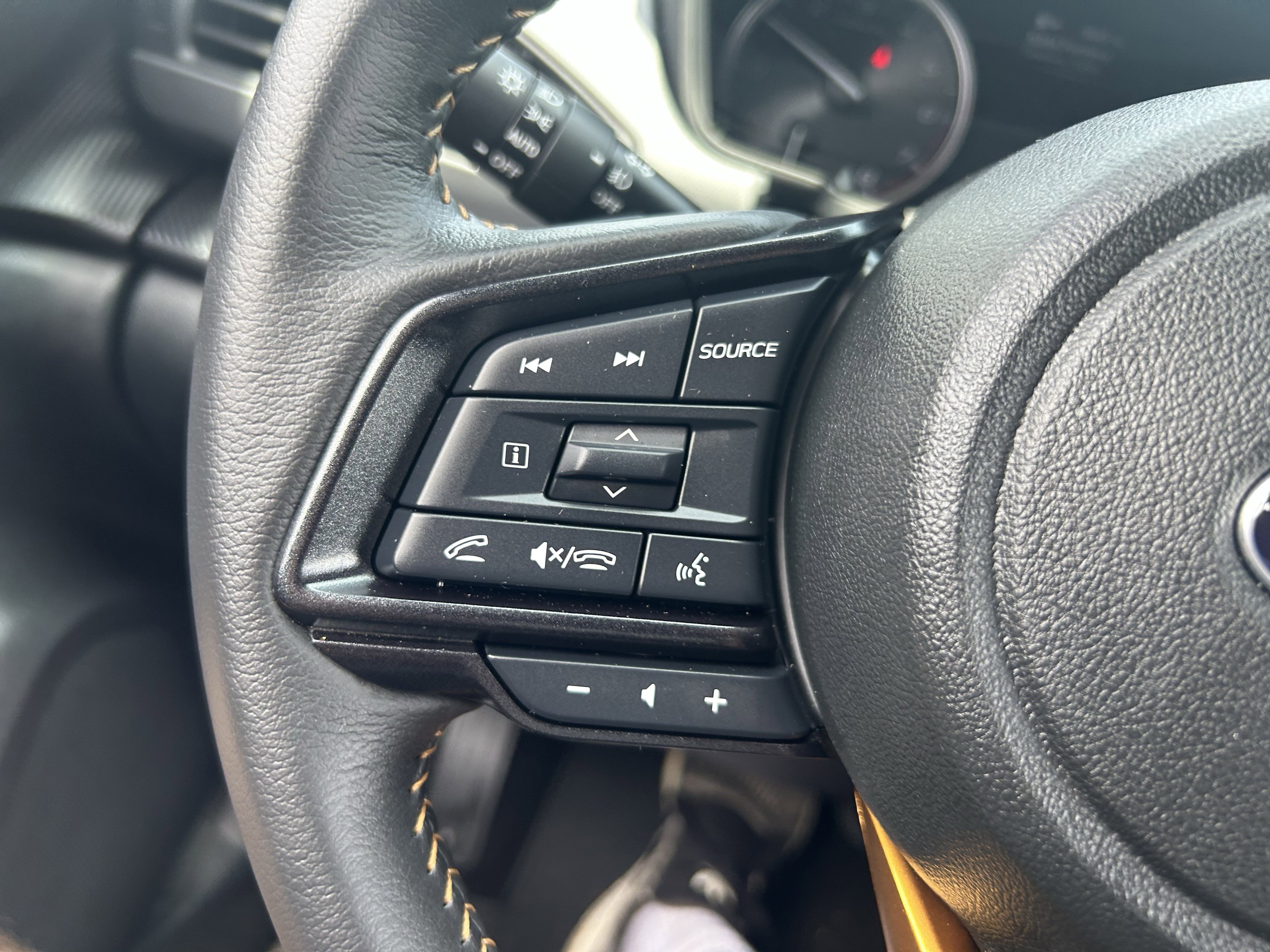 Used 2025 Subaru Crosstrek 2.5i Wilderness AWD/4WD image 17