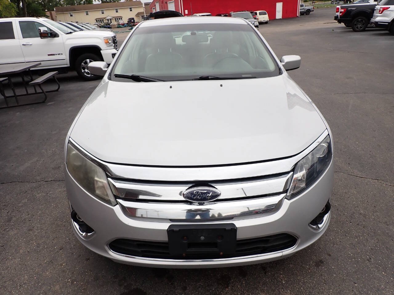 Used 2010 Ford Fusion SEL FWD image 2