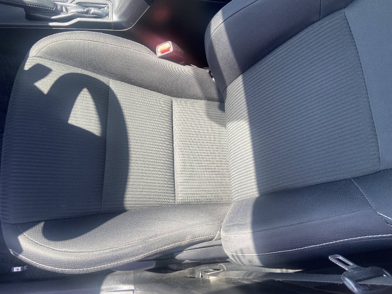 Used 2014 Toyota RAV4 XLE FWD image 12