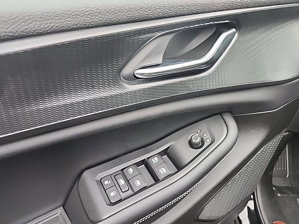 New 2025 Jeep Grand Cherokee L Altitude image 25