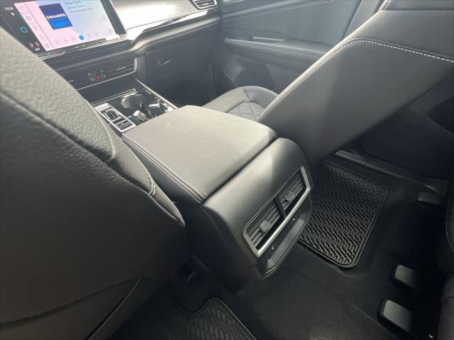 New 2025 Volkswagen Atlas Cross Sport SEL Premium R-Line image 20