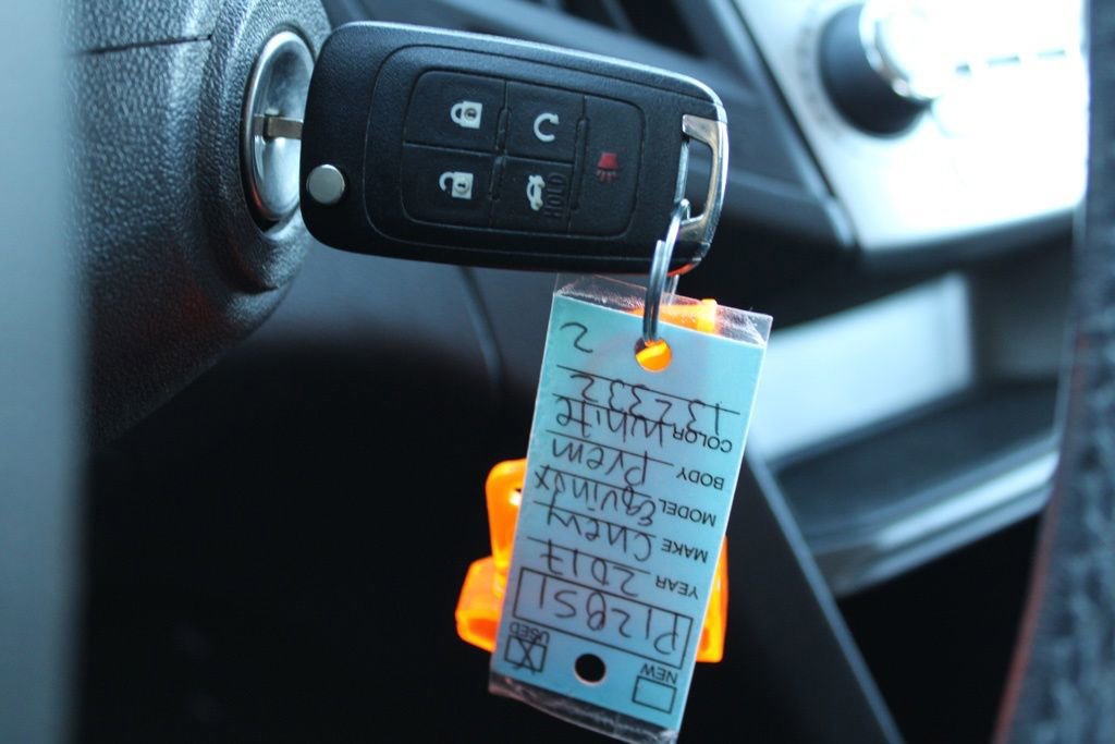 Used 2017 Chevrolet Equinox Premier w/ Enhanced Convenience Package image 29