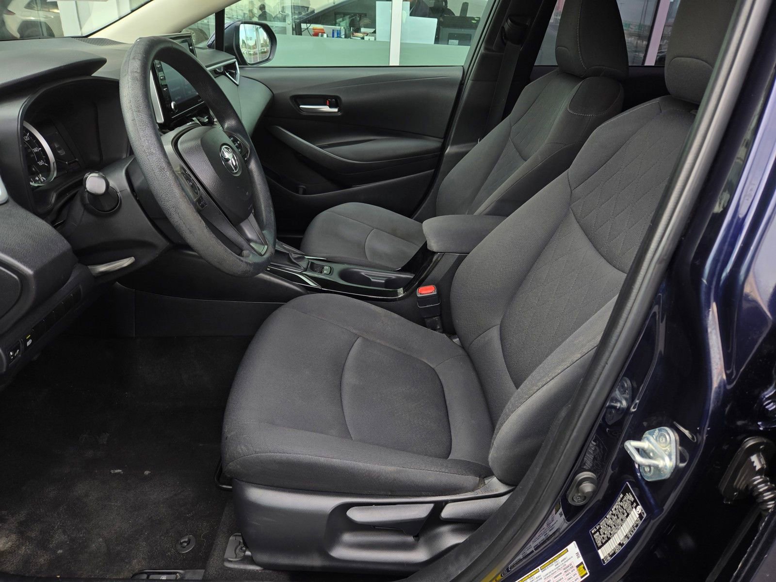 Used 2021 Toyota Corolla LE w/ Carpet Mat Package (TMS) FWD image 16