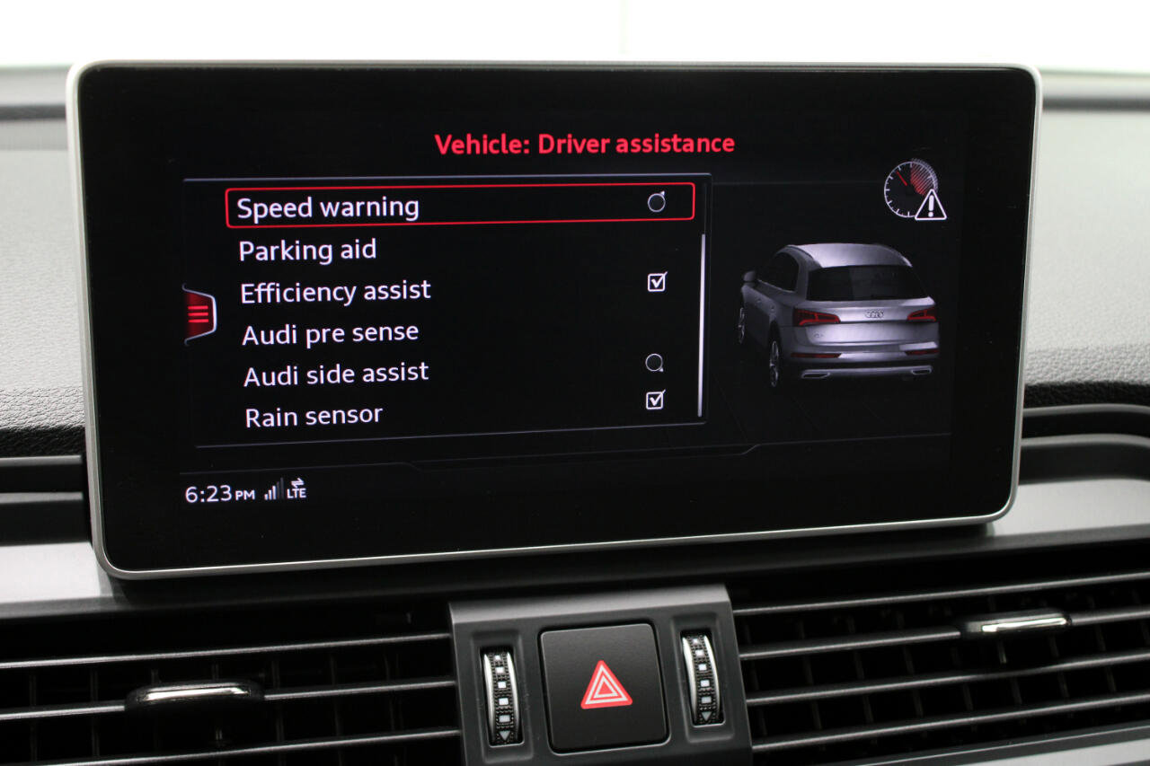 Used 2020 Audi SQ5 Premium Plus w/ Premium Plus Package image 61