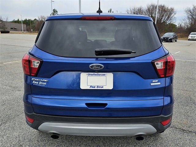 Used 2019 Ford Escape SE image 9