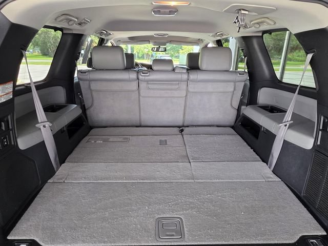 Used 2016 Toyota Sequoia Limited w/ Safety & Convenience Package RWD image 15