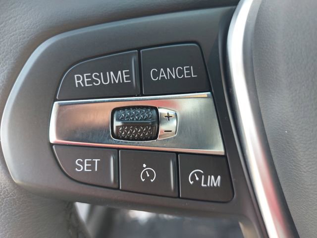 Used 2021 BMW 330i Sedan w/ Premium Package image 16