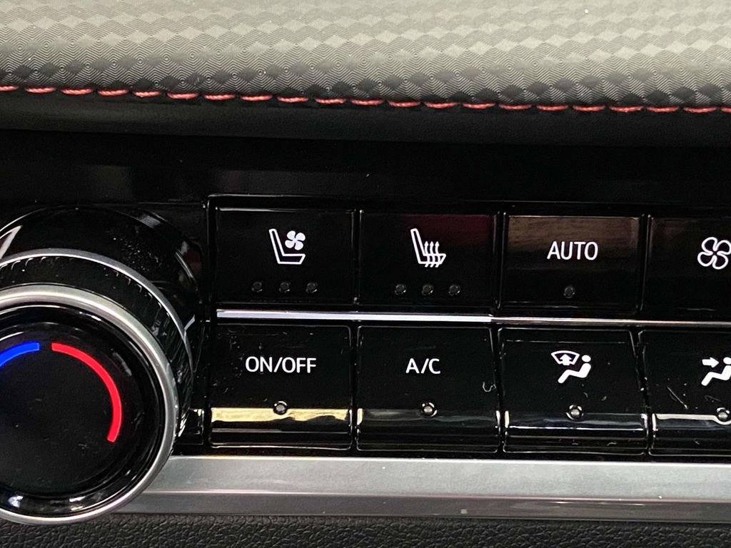 Used 2026 Chevrolet Equinox RS w/ Convenience Package III image 25