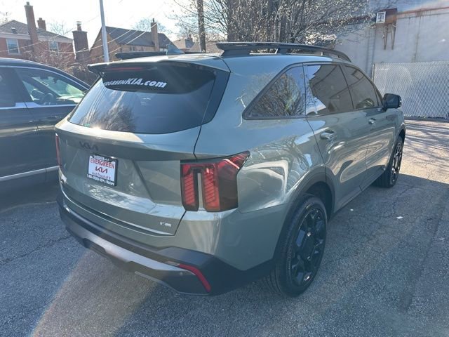 Used 2025 Kia Sorento SX image 4