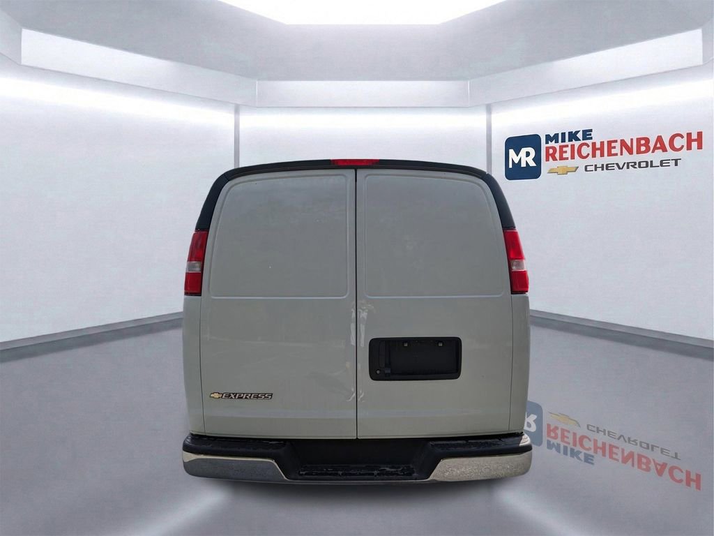 New 2025 Chevrolet Express 3500 Extended w/ Driver Convenience Package image 6
