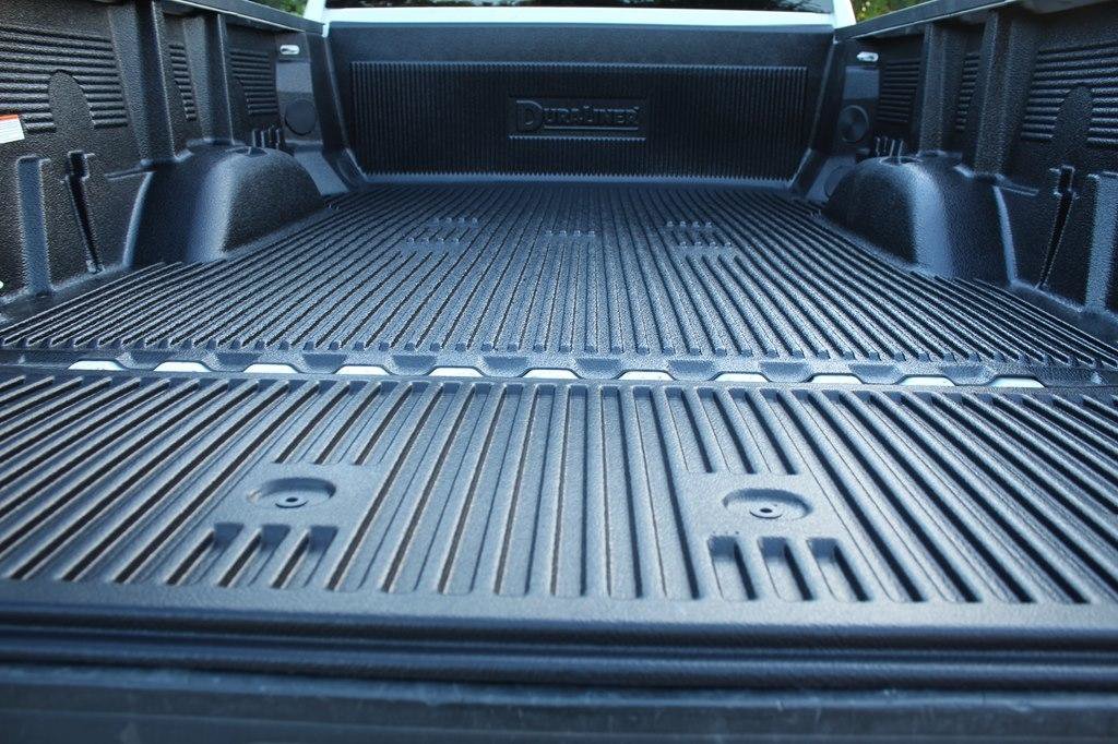 Used 2023 Chevrolet Silverado 2500 Custom w/ Custom Value Package AWD/4WD image 12