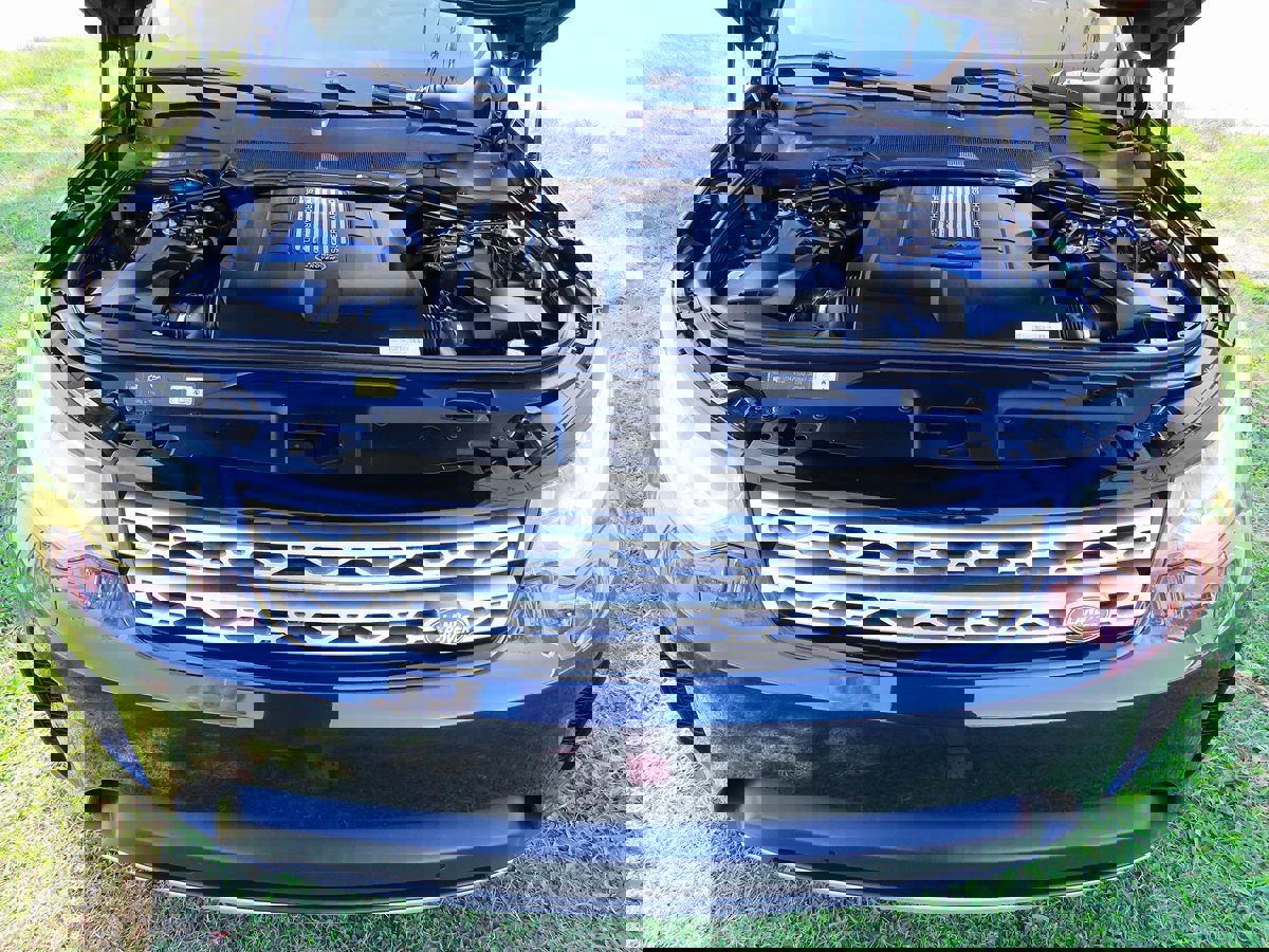 Used 2018 Land Rover Discovery HSE image 13