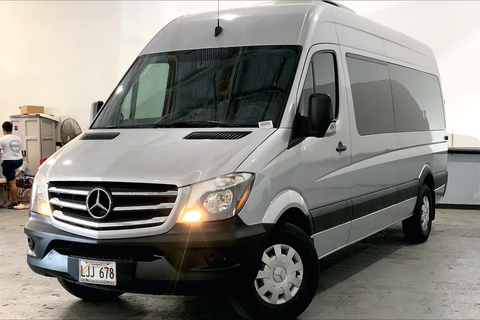 Used 2017 Mercedes-Benz Sprinter 2500 image 12