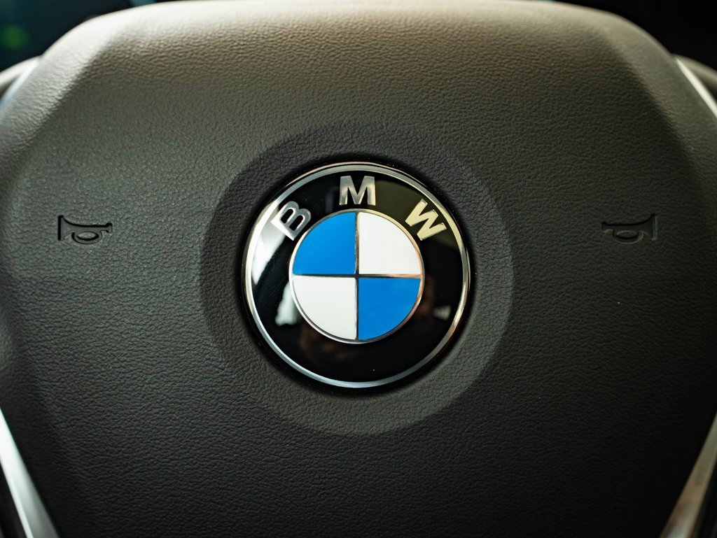 Used 2024 BMW 330i xDrive Sedan w/ Premium Package image 27