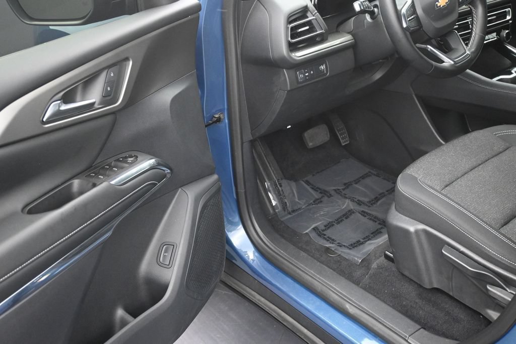 Used 2024 Chevrolet Traverse LS FWD image 10