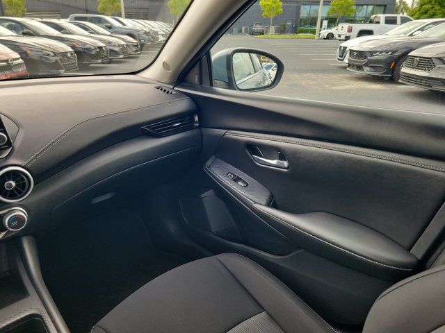 Certified 2025 Nissan Sentra SV FWD image 14