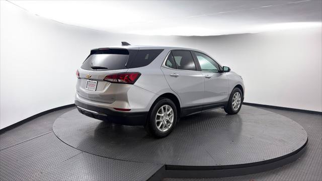 Used 2022 Chevrolet Equinox LT FWD image 9