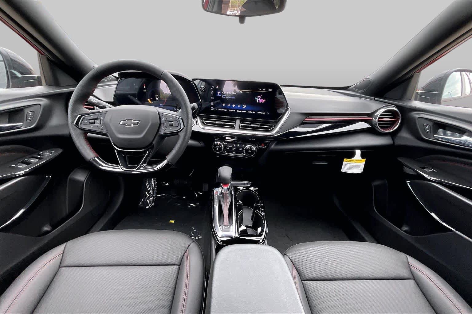 New 2026 Chevrolet Trax RS w/ Driver Confidence Package FWD image 6