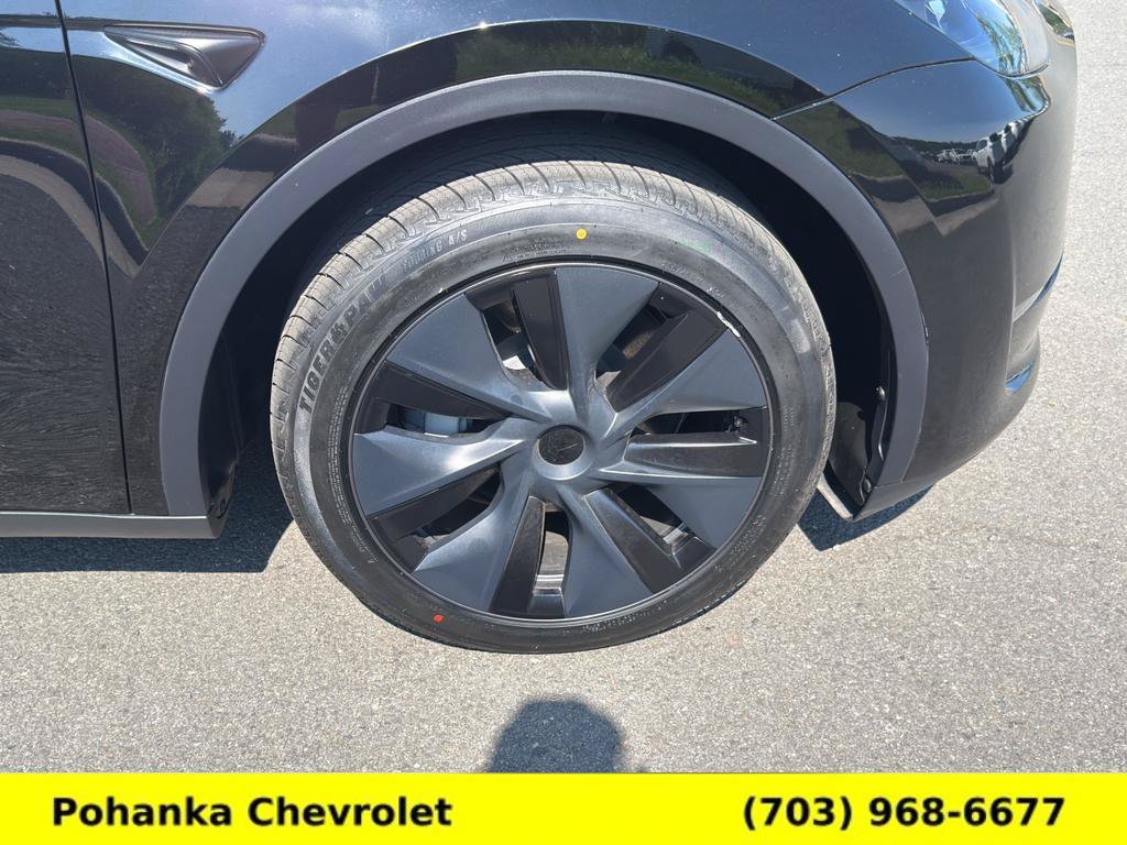 Used 2025 Tesla Model Y Long Range RWD image 53