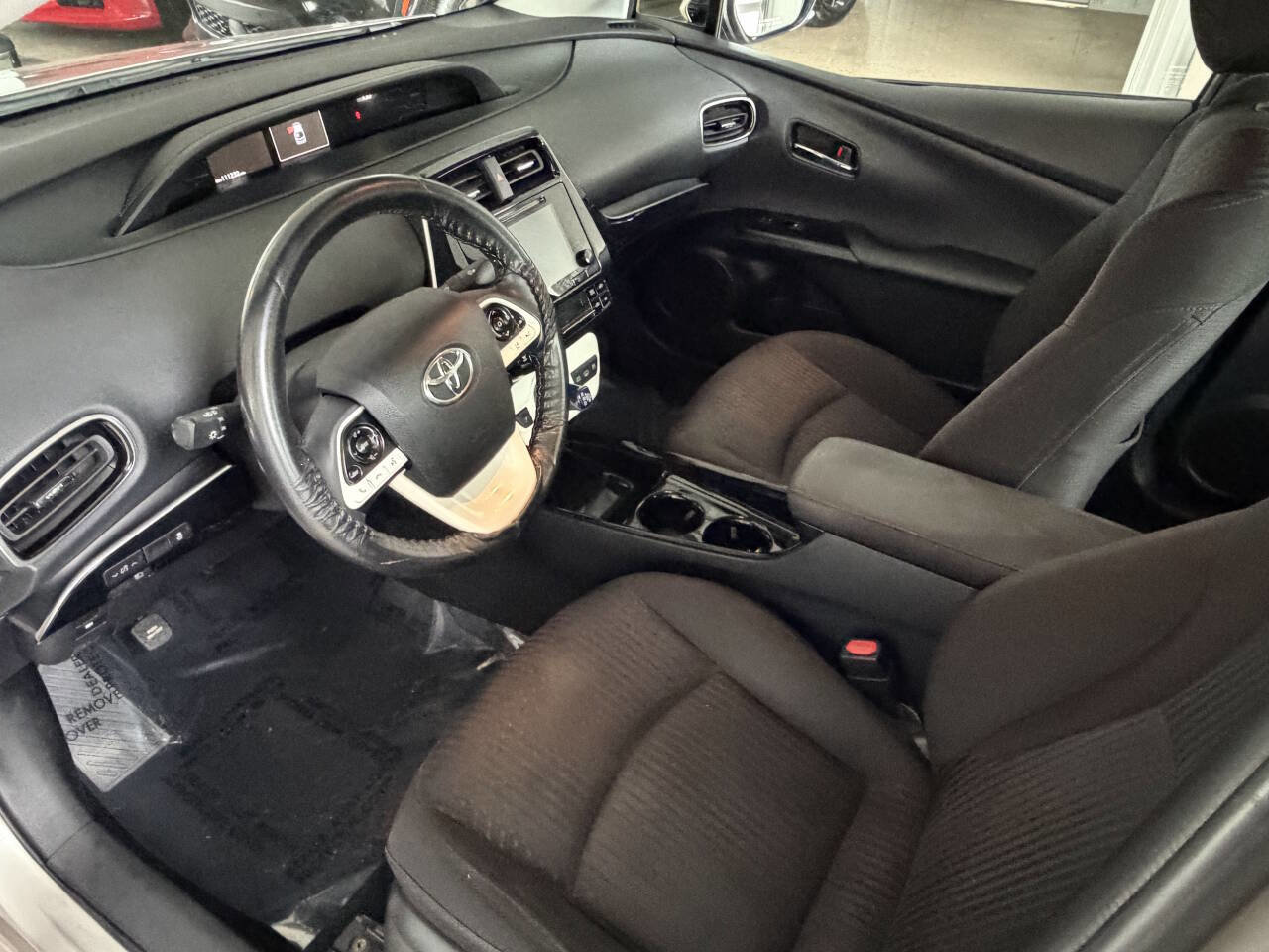 Used 2017 Toyota Prius Prime Plus image 21