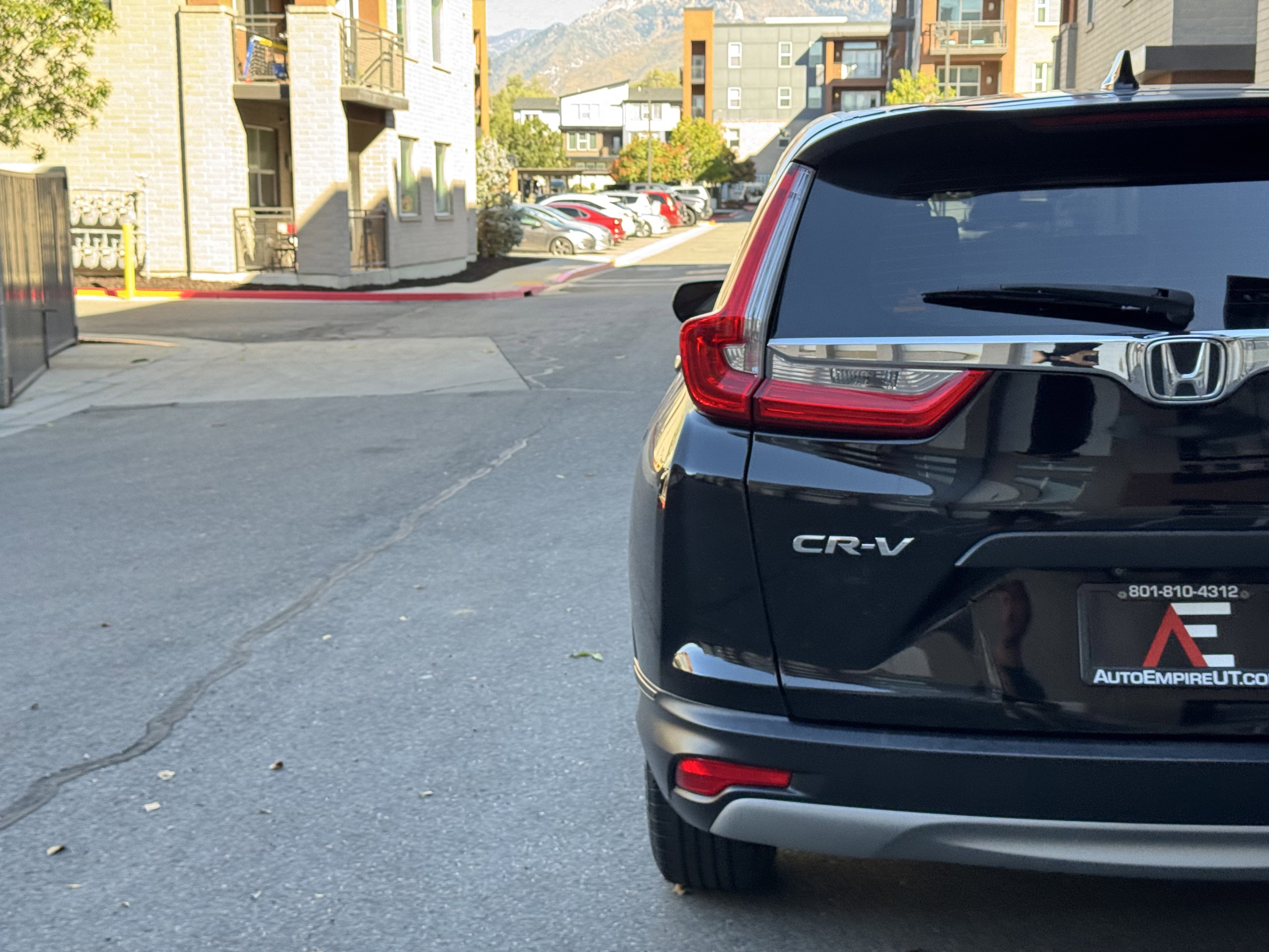 Used 2018 Honda CR-V LX image 5
