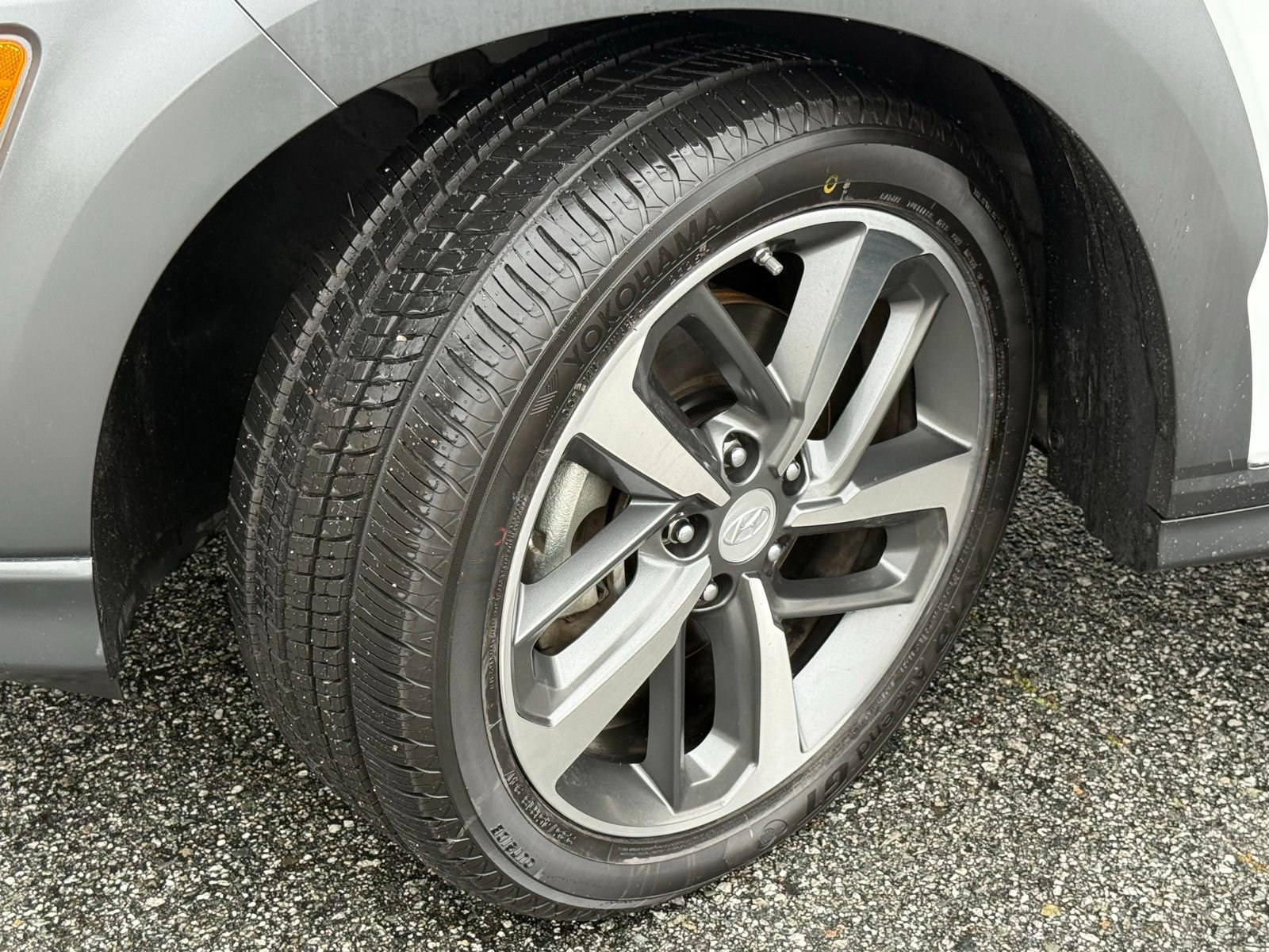 Used 2020 Hyundai Kona Limited image 18