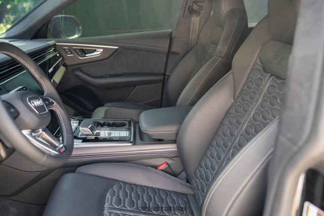 Used 2023 Audi RS Q8 AWD/4WD image 22