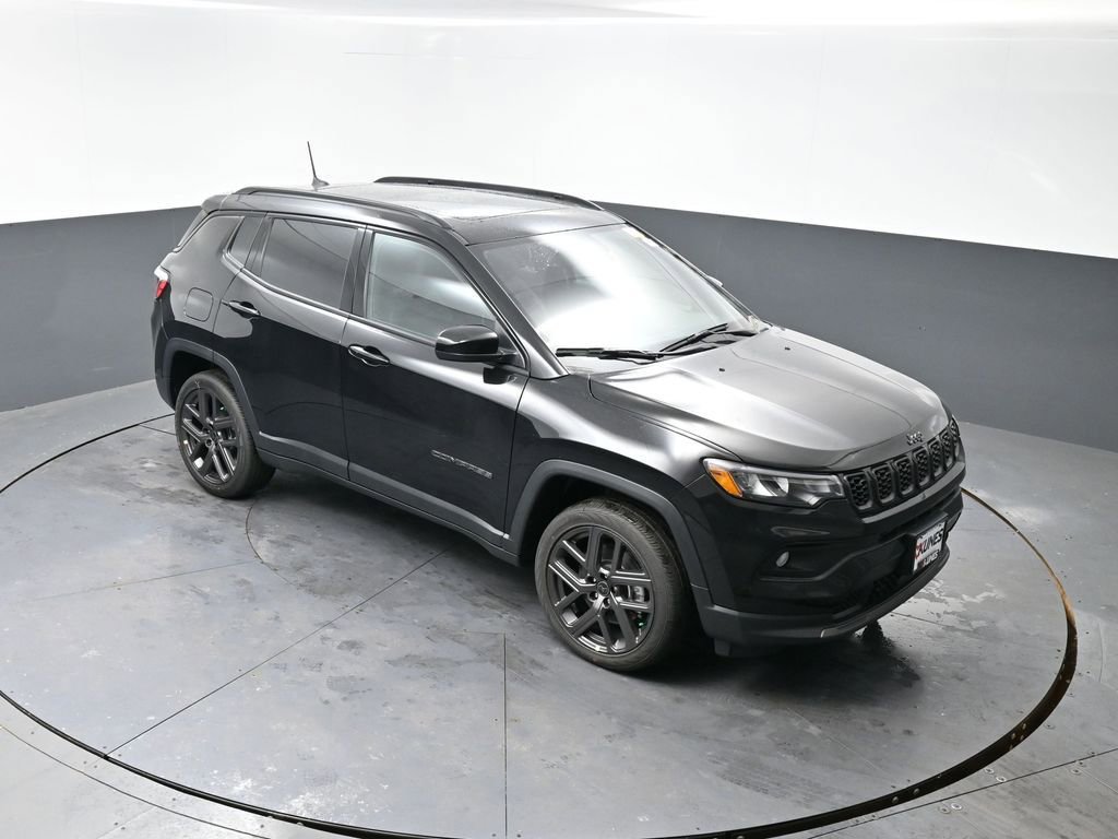 New 2026 Jeep Compass Latitude w/ Sun and Sound Group image 38