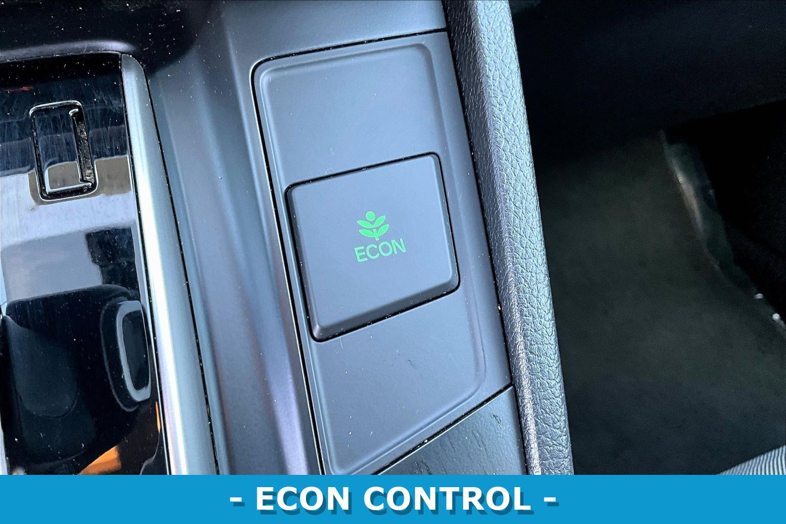Used 2018 Honda CR-V LX image 15