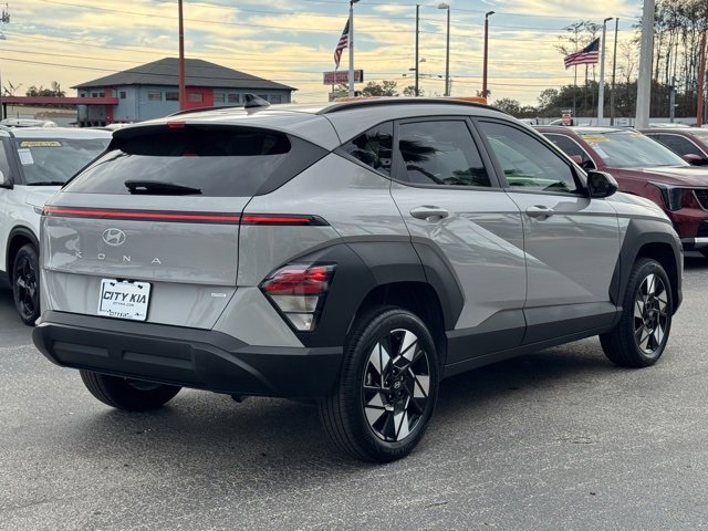 Used 2024 Hyundai Kona SEL w/ Convenience Package image 5