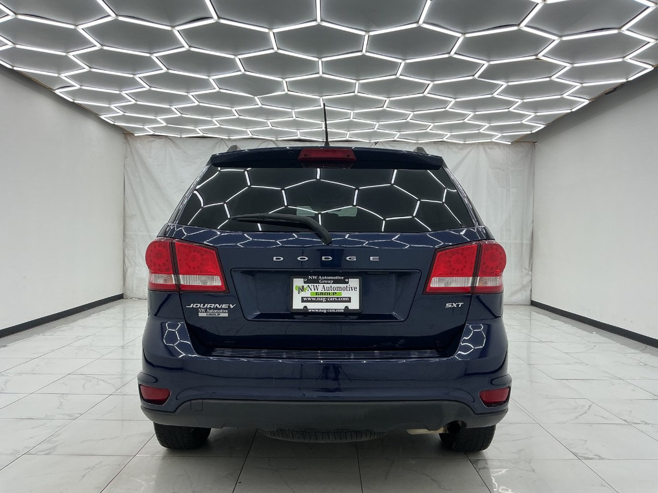 Used 2018 Dodge Journey SXT w/ Premium Group FWD image 10