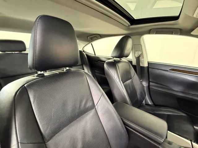 Used 2014 Lexus ES 350 w/ Luxury Package FWD image 32