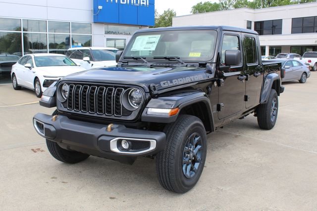 New 2026 Jeep Gladiator Sport