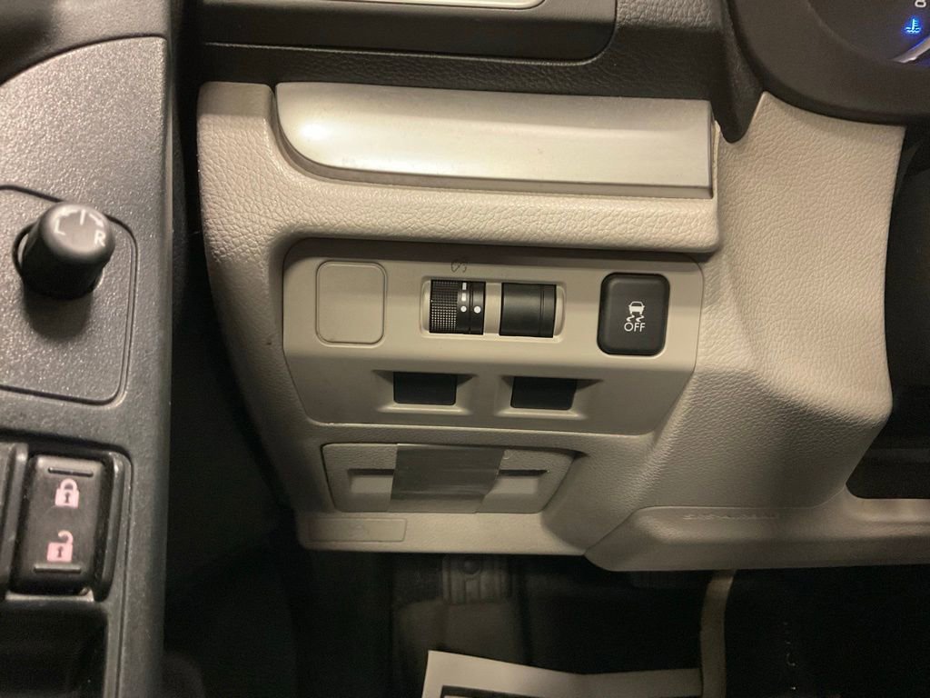 Used 2016 Subaru Forester 2.5i w/ Popular Package #2 image 12