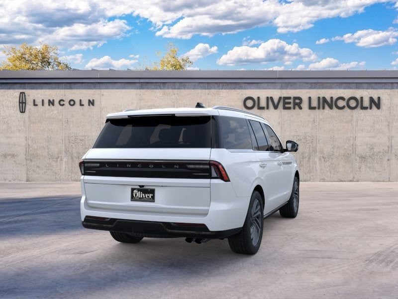 New 2026 Lincoln Navigator Reserve AWD/4WD image 8