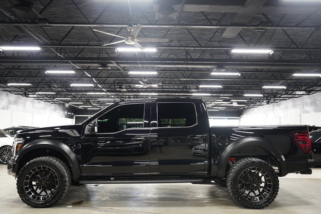 Used 2025 Ford F150 Raptor AWD/4WD image 2
