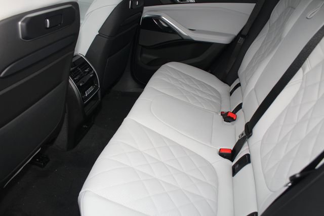 New 2026 BMW X6 xDrive40i image 22