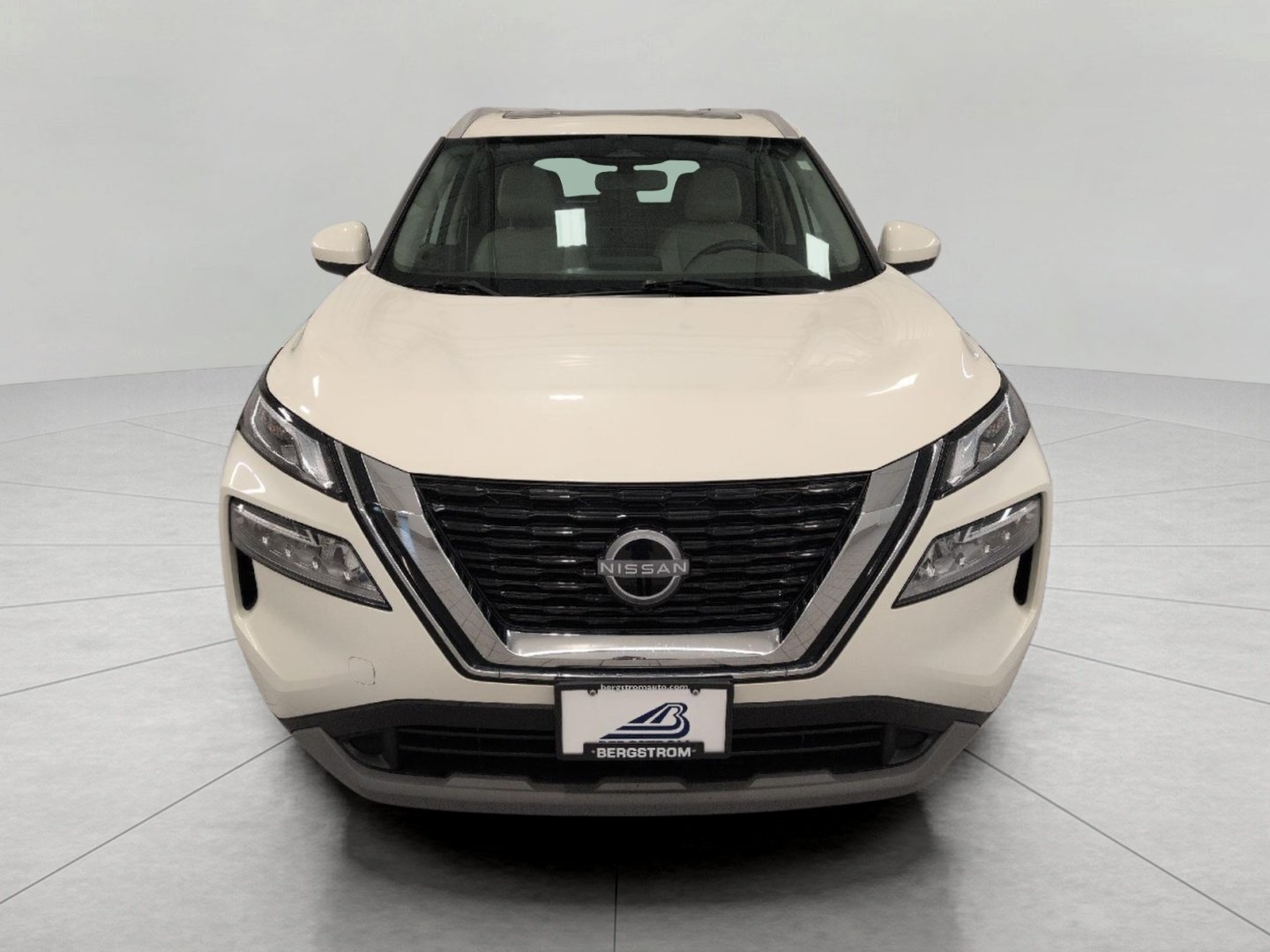 Used 2023 Nissan Rogue SV w/ SV Premium B Package AWD/4WD image 14