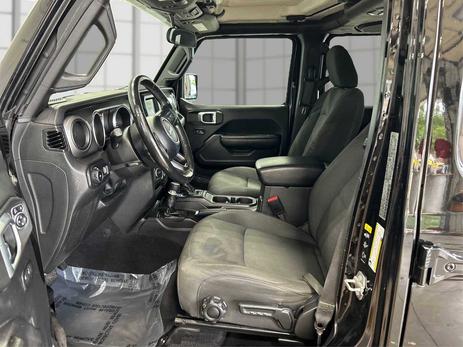 Used 2023 Jeep Wrangler Unlimited Sport AWD/4WD image 9