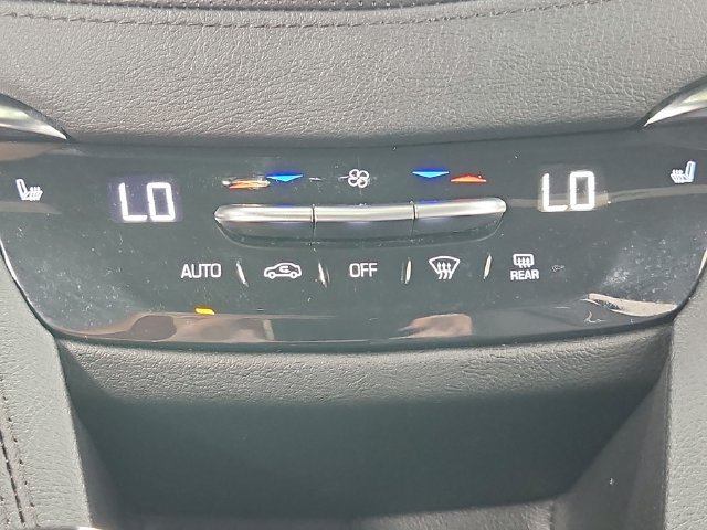 Used 2023 Cadillac XT5 Premium Luxury w/ LPO, Floor Liner Package AWD/4WD image 34